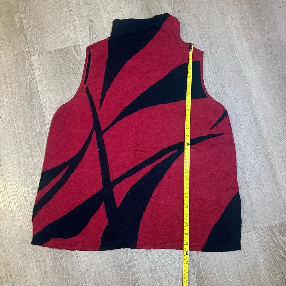 Chico's Travelers Jacquard Mockneck Tank‎ Red and Black Sleeveless Sweater
